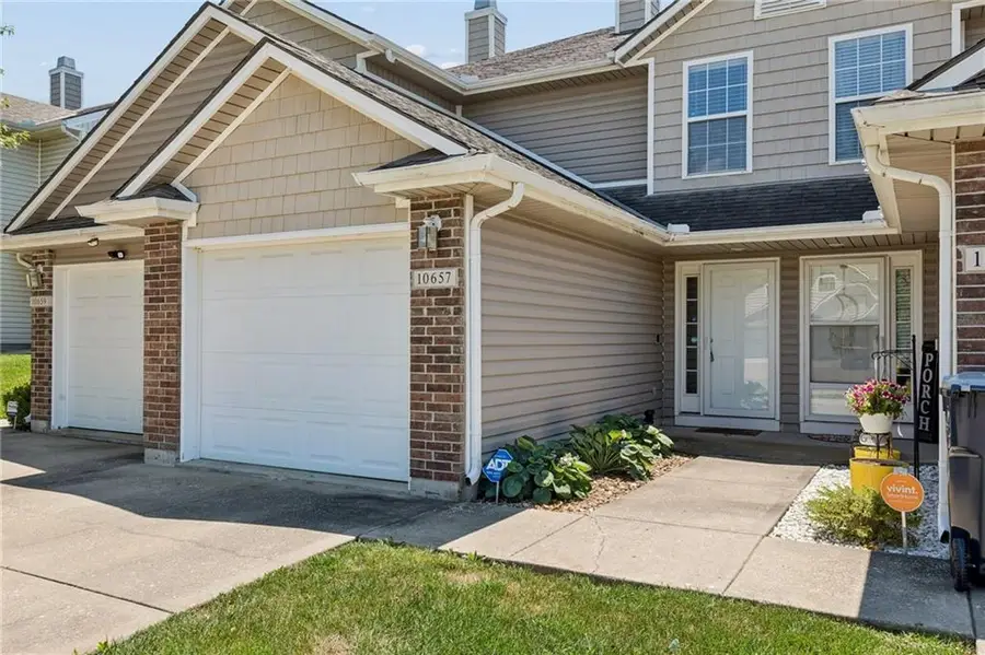 10657 E 46th Street, Kansas City, MO 64133 - #2