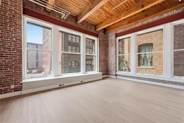 308 W 8th Street #204, Kansas City, MO 64105