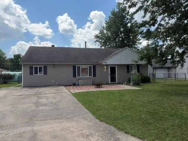 1108 31st Terrace, Parsons, KS 67357 - #1