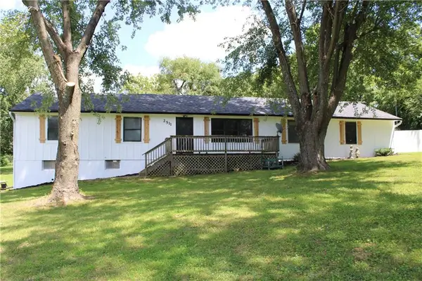 2511 N Yocum Road, Independence, MO 64058