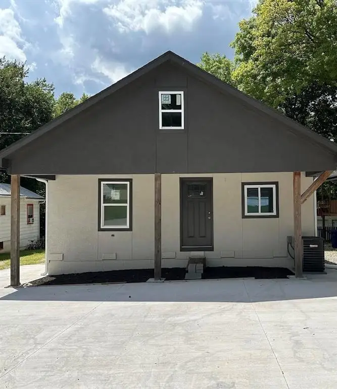 1426 S Home Avenue, Independence, MO 64052 - #1