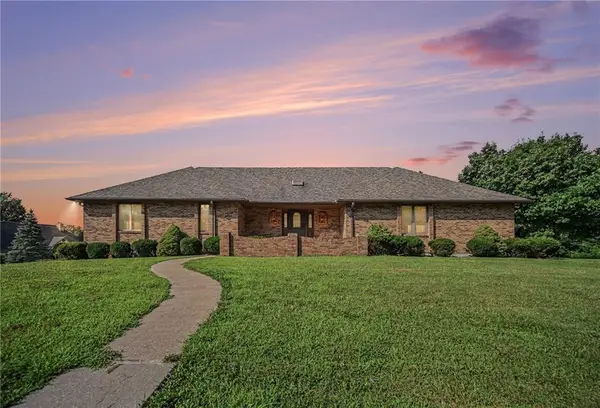1410 Grandview Drive, Warrensburg, MO 64093
