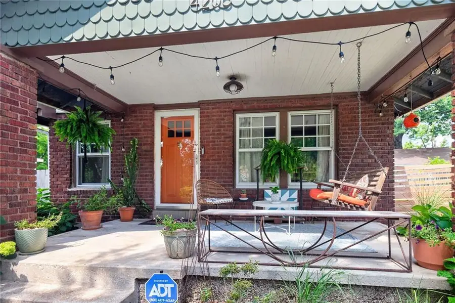 4206 N Kansas Avenue, Kansas City, MO 64117 - #3