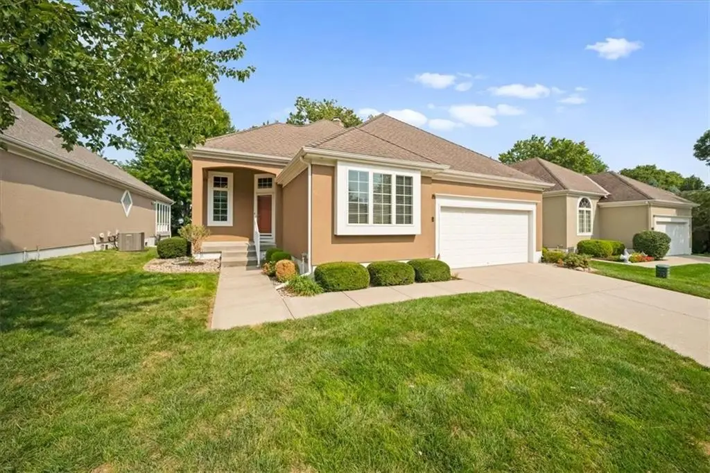 13325 Washington Court, Kansas City, MO 64145 - #1