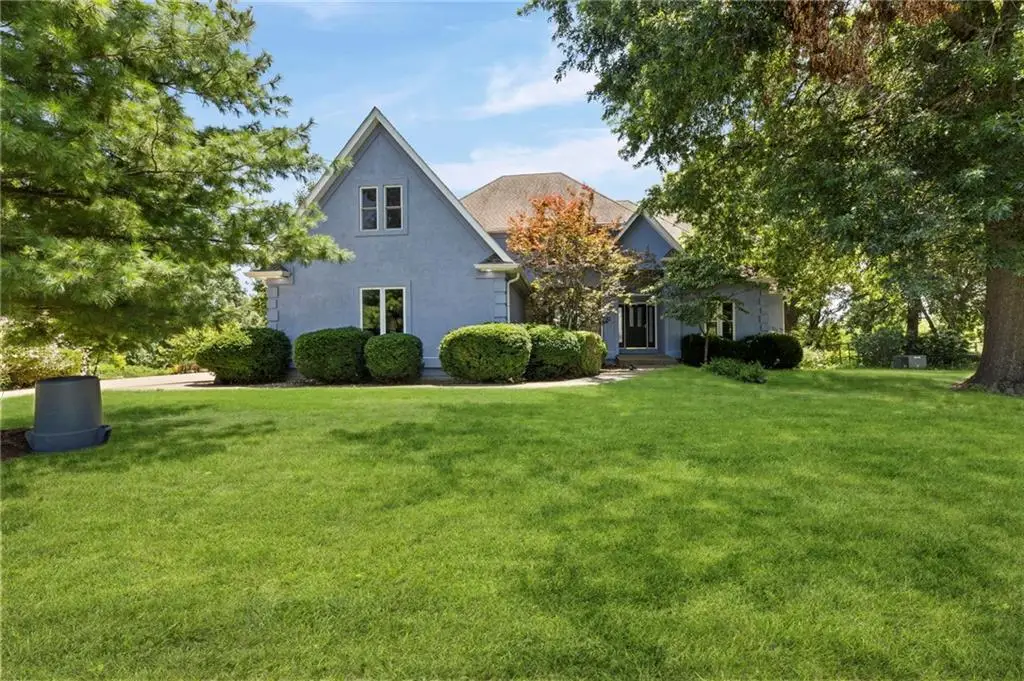 5253 W 215th Street, Bucyrus, KS 66013 - #1