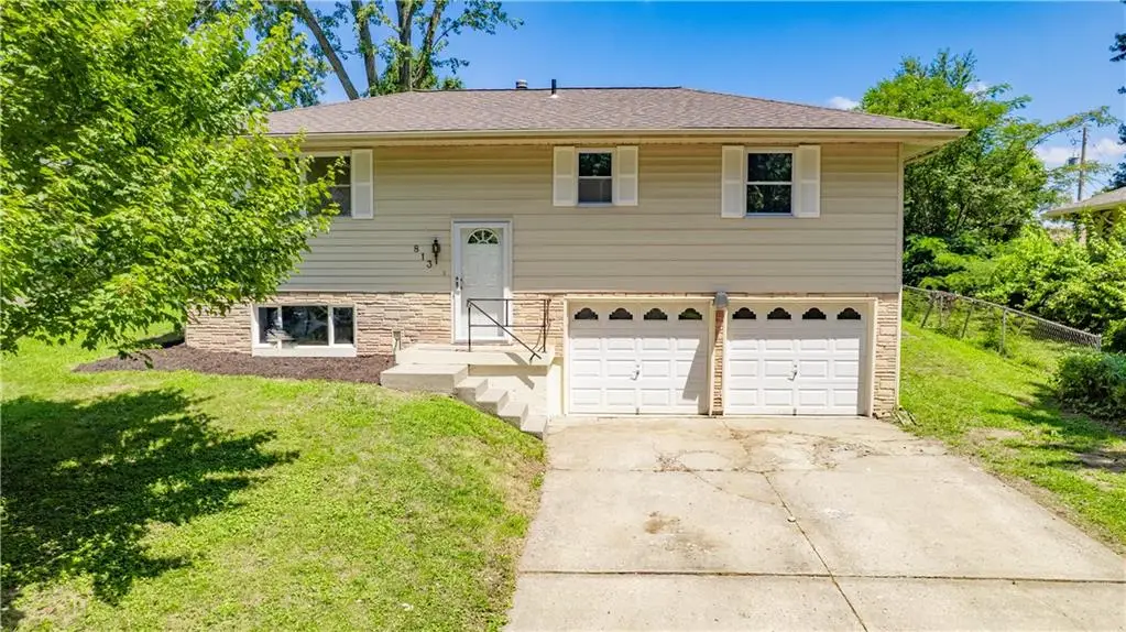 813 NE Wien Avenue, Blue Springs, MO 64014 - #1