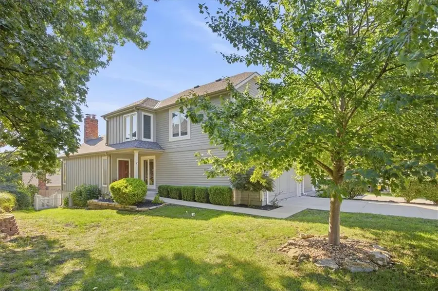 11919 Mackey Street, Overland Park, KS 66213 - #2