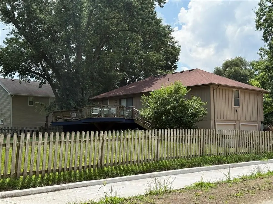 1300 NE 112th Terrace, Kansas City, MO 64155 - #3
