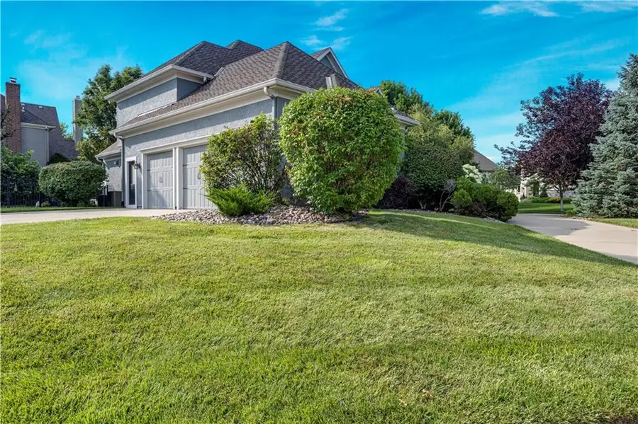 6000 W 142 Street, Overland Park, KS 66223 - #3