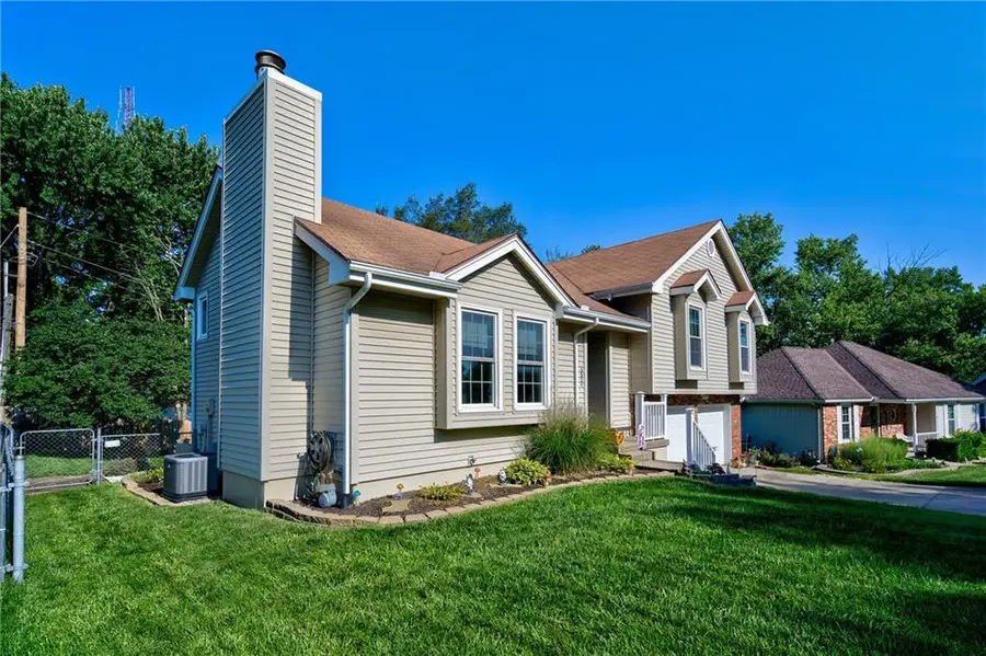 6804 Jason Smith Court, Gladstone, MO 64118 - #2