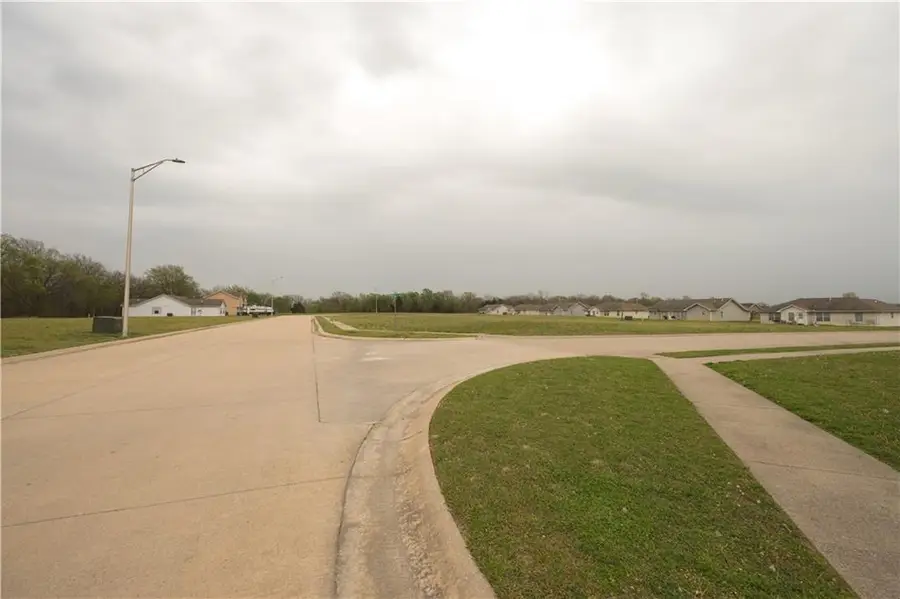 306 E John Street, Coffeyville, KS 67337 - #2