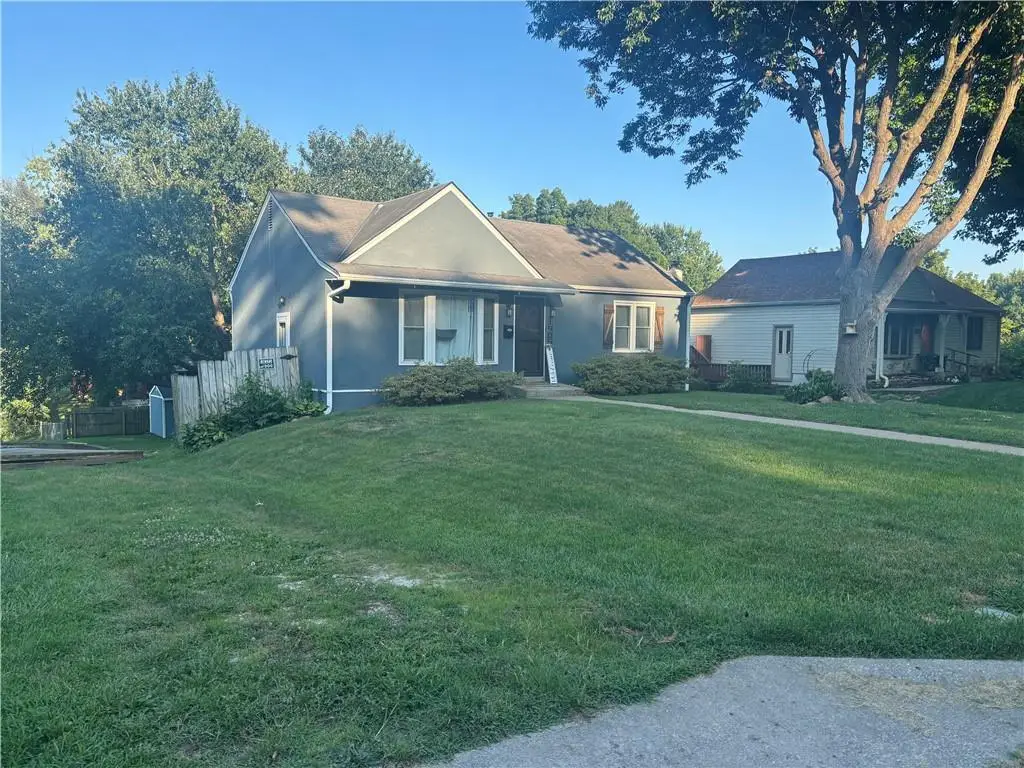 1905 N 31 Street, Saint Joseph, MO 64506 - #1