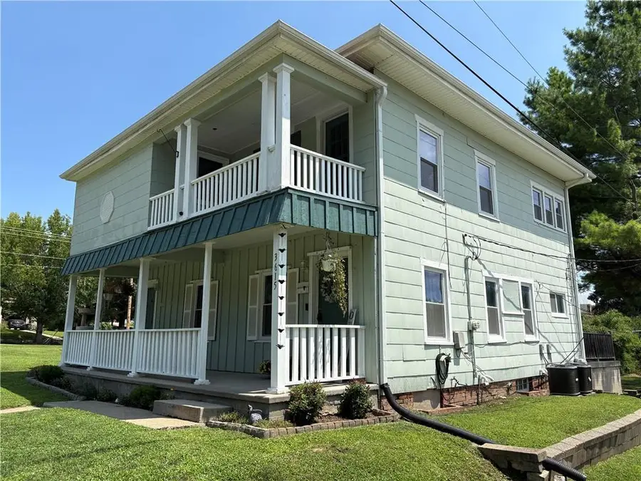 3615/5 Clark Street, Saint Joseph, MO 64505 - #2