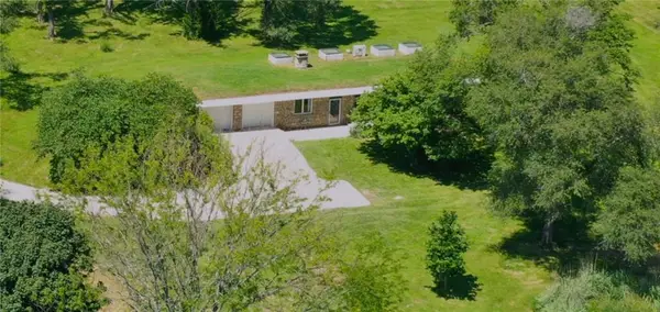 1354 Woodland Road, Oak Grove, MO 64075