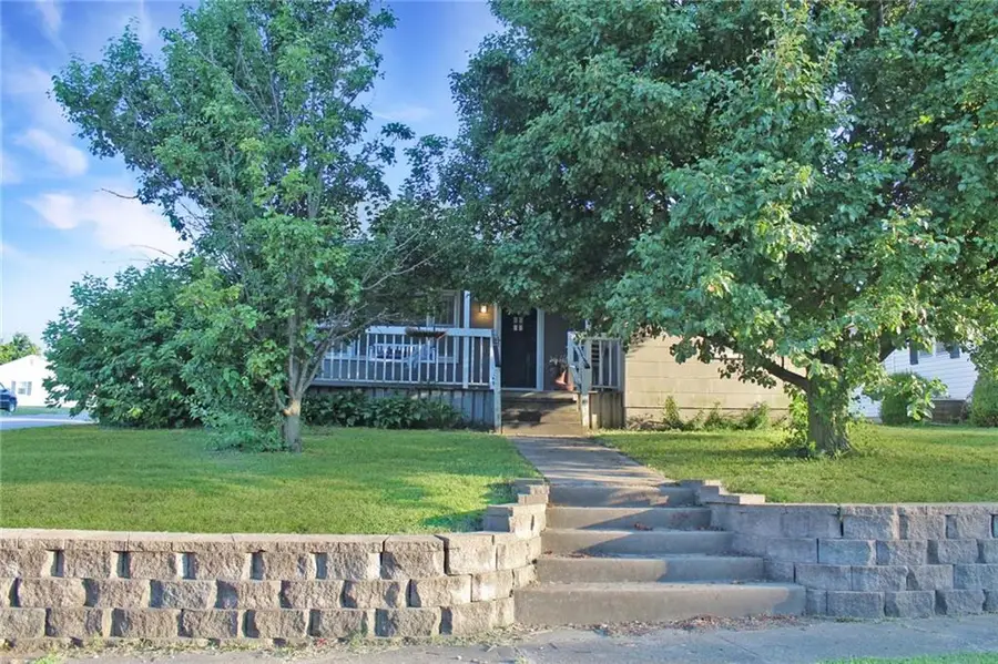 601 W Broadway Street, Higginsville, MO 64037 - #3