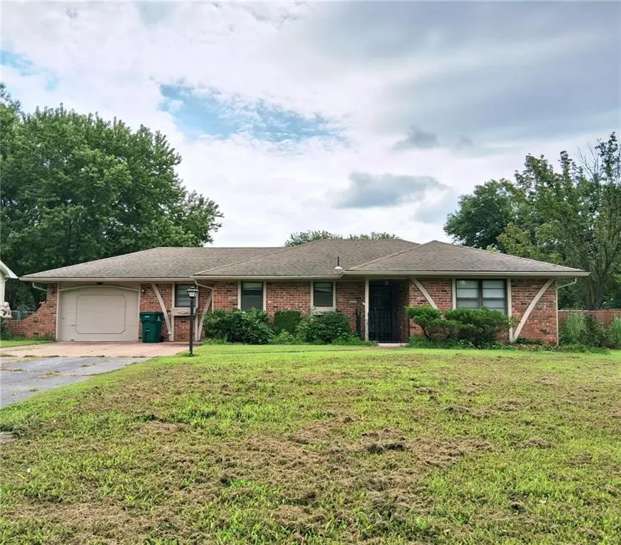 413 S Dittman Street, Frontenac, KS 66763 - #1