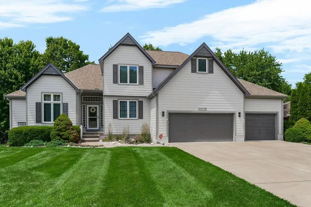 808 SW Springwater Lane, Lees Summit, MO 64081 - #1