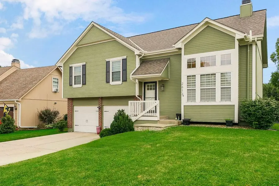 2613 SE Winchester Drive, Lees Summit, MO 64063 - #2