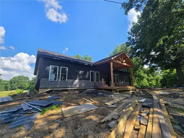 1025 SW 401st Road, Chilhowee, MO 64733