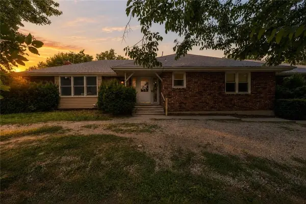 5507 Woodbine Road, St Joseph, MO 64505
