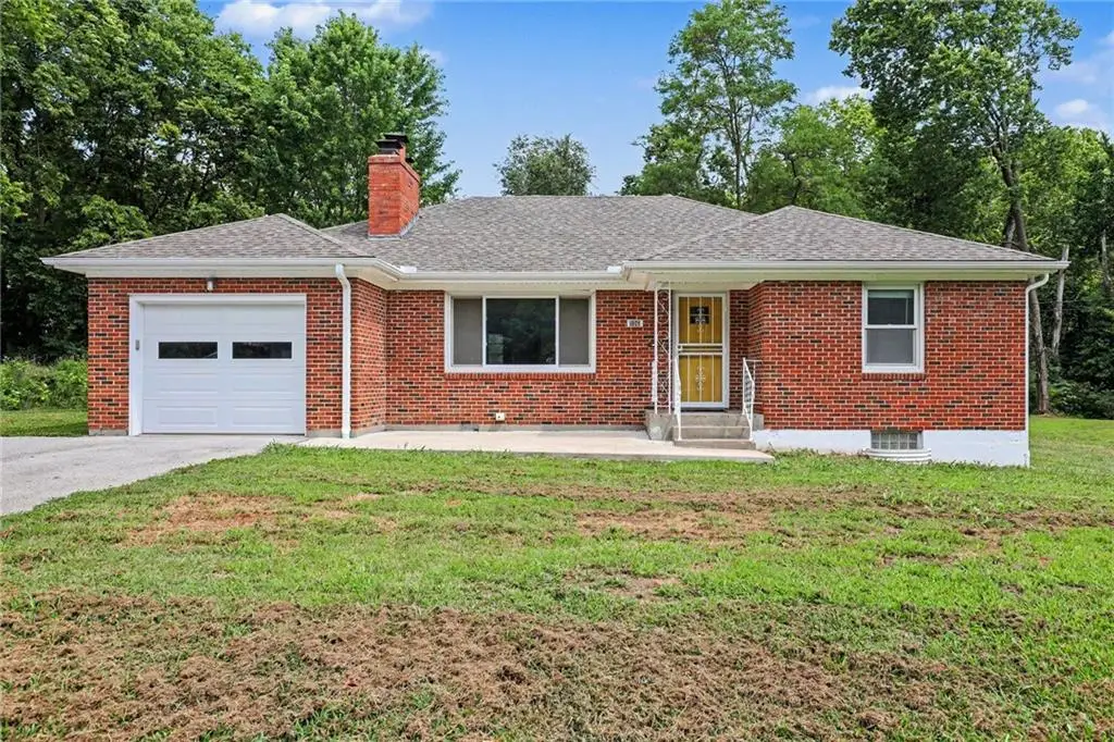 506 W Mississippi Street, Liberty, MO 64068 - #1