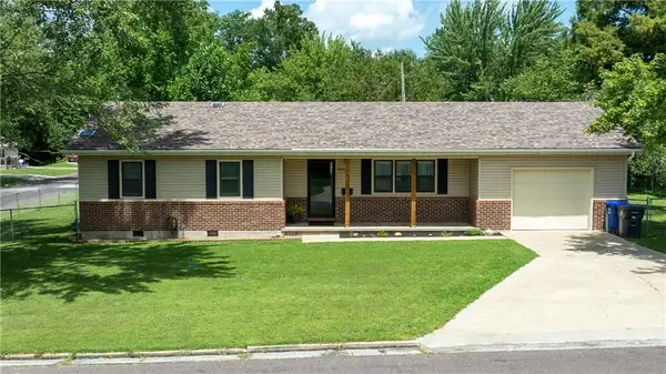 1640 Country Club Boulevard, Sedalia, MO 65301