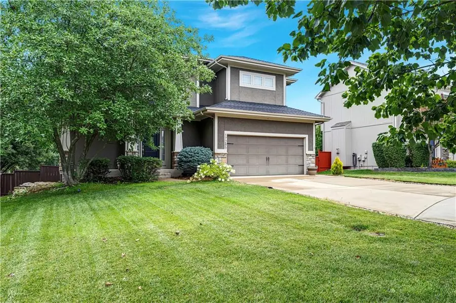 17285 S Conley Street, Olathe, KS 66062 - #3