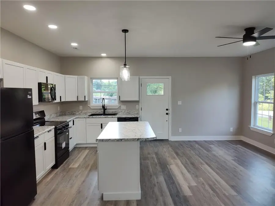 307 N Camden Street, Richmond, MO 64085 - #3