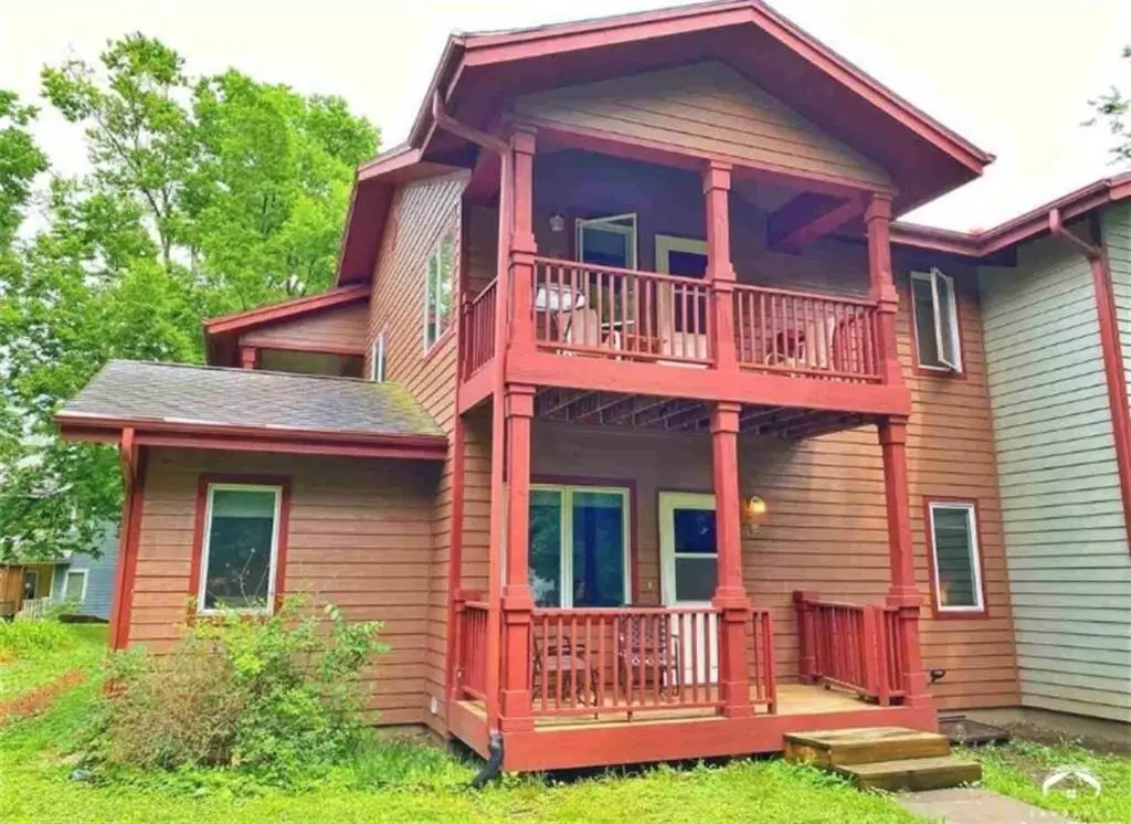 1228 Delaware Street #E16, Lawrence, KS 66046 - #1