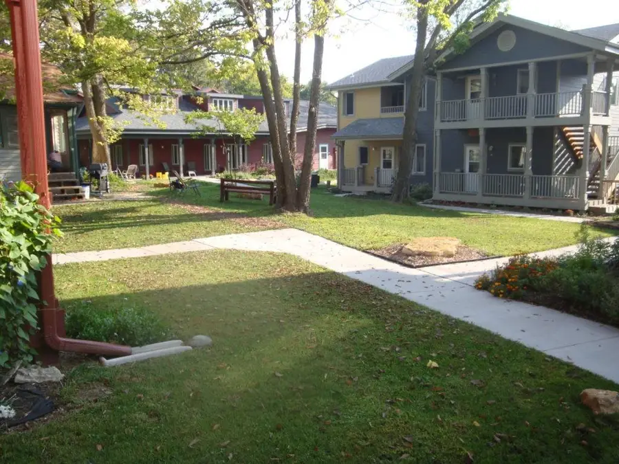 1228 Delaware Street #E16, Lawrence, KS 66046 - #2