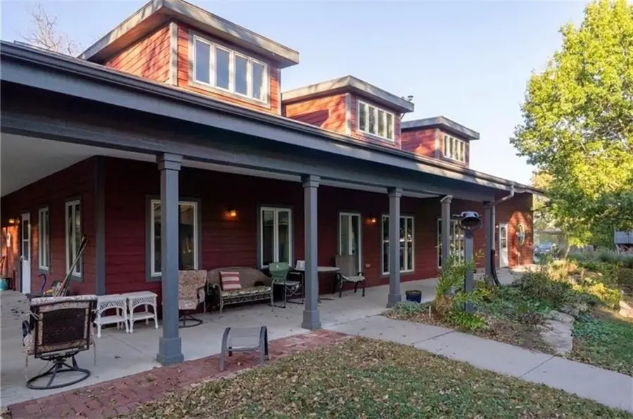 1228 Delaware Street #E16, Lawrence, KS 66046 - #3