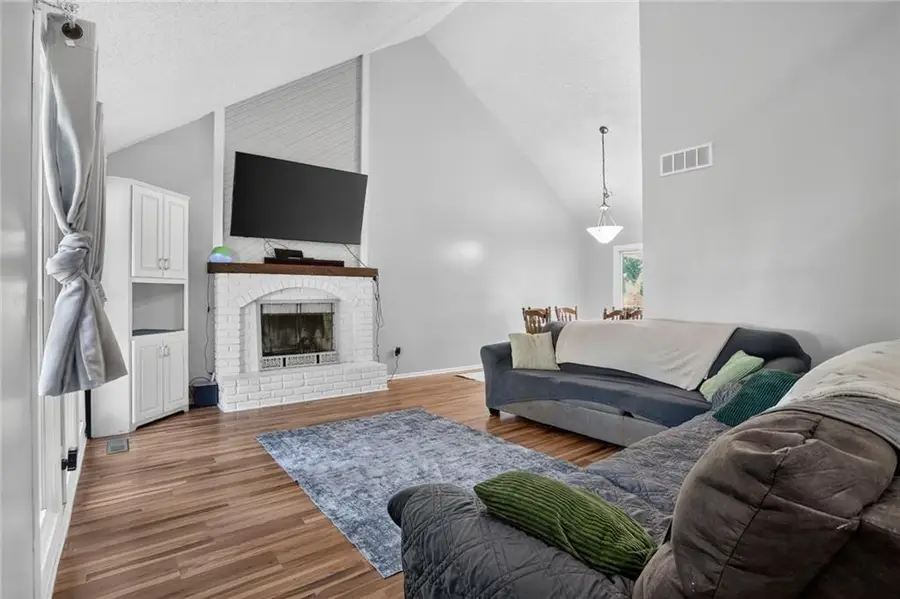 11603 W 77th Street, Lenexa, KS 66214 - #2