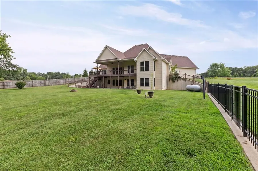 564 NW 41 Road, Warrensburg, MO 64093 - #3
