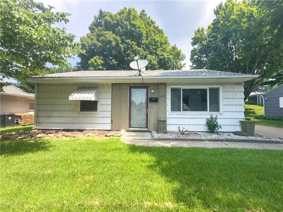 2205 Maple Street, Saint Joseph, MO 64507 - #2