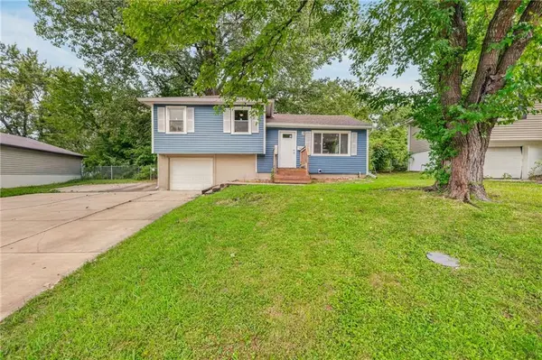 4925 N Smalley Avenue, Kansas City, MO 64119