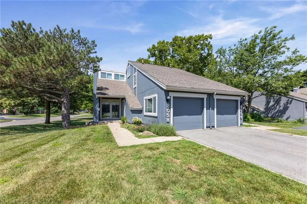 8058 Colony Lane, Lenexa, KS 66215 - #1