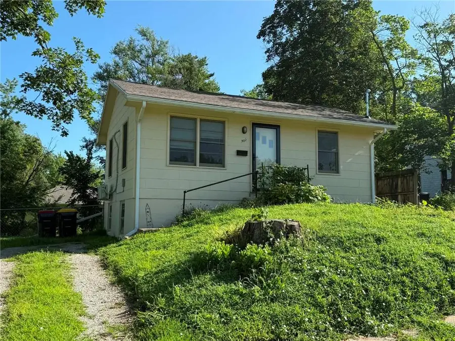 902 Williams Street, Excelsior Springs, MO 64024 - #2