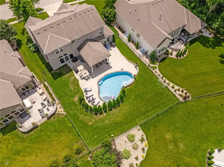 15854 W 165th Terrace, Olathe, KS 66062 - #2