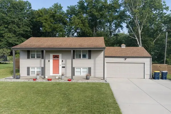 5306 N Sycamore Drive, Kansas City, MO 64119