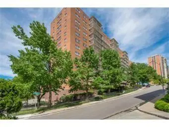 310 W 49 Street #101, Kansas City, MO 64112 - #1