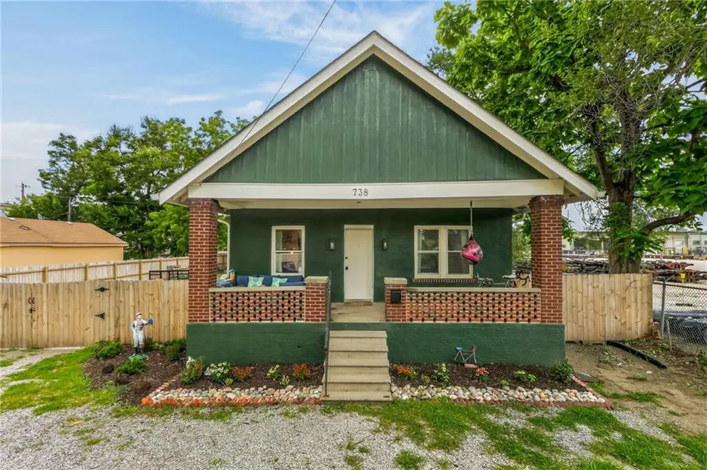 738 N Garland Avenue, Kansas City, MO 64120 - #1