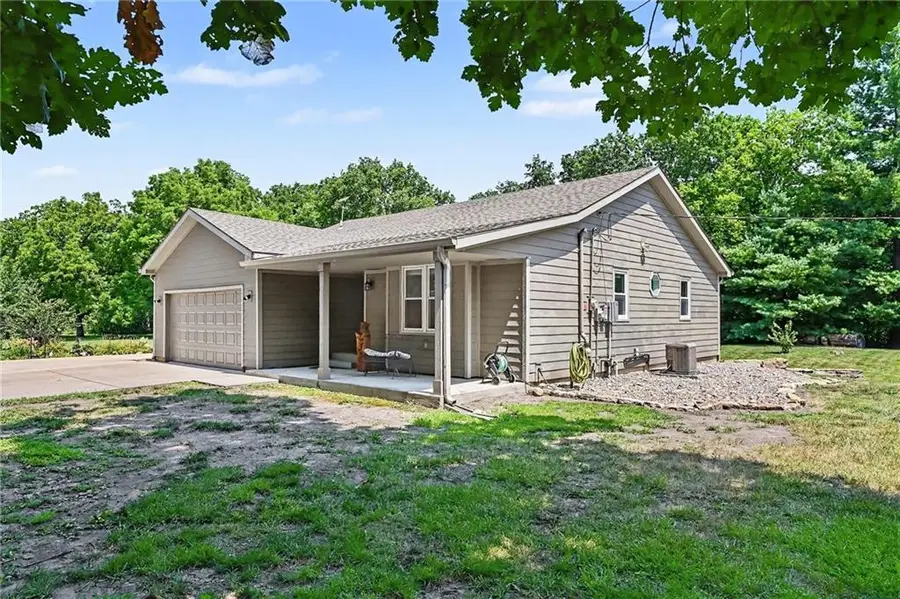 24451 Chieftain Road, Lawrence, KS 66044 - #3