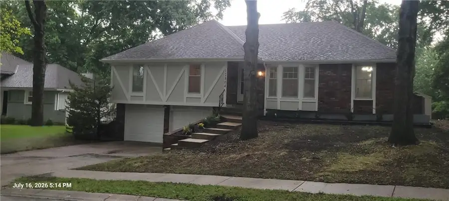 12804 Richmond Avenue, Grandview, MO 64030 - #3