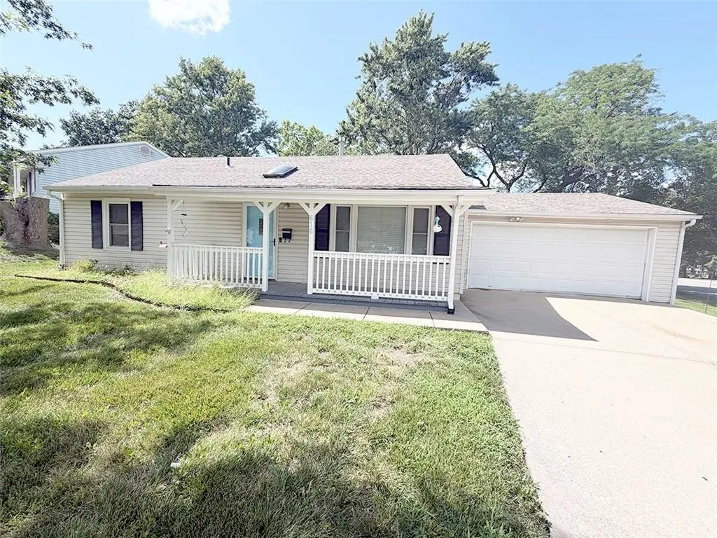 616 NE 67th Terrace, Gladstone, MO 64118 - #1