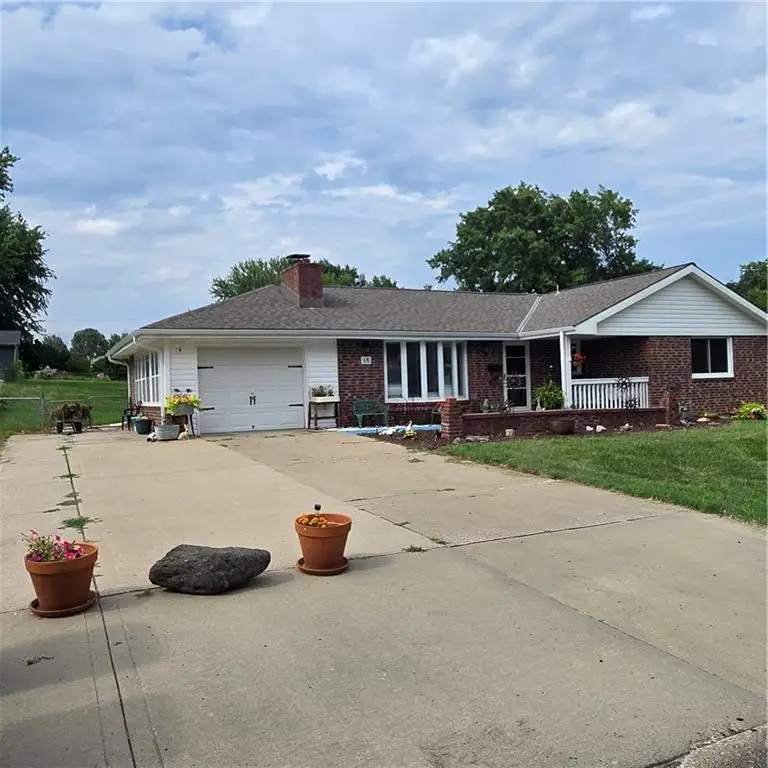 920 Tracy Avenue, Excelsior Springs, MO 64024 - #2