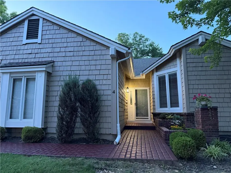 4 W 127th Street, Kansas City, MO 64145 - #3