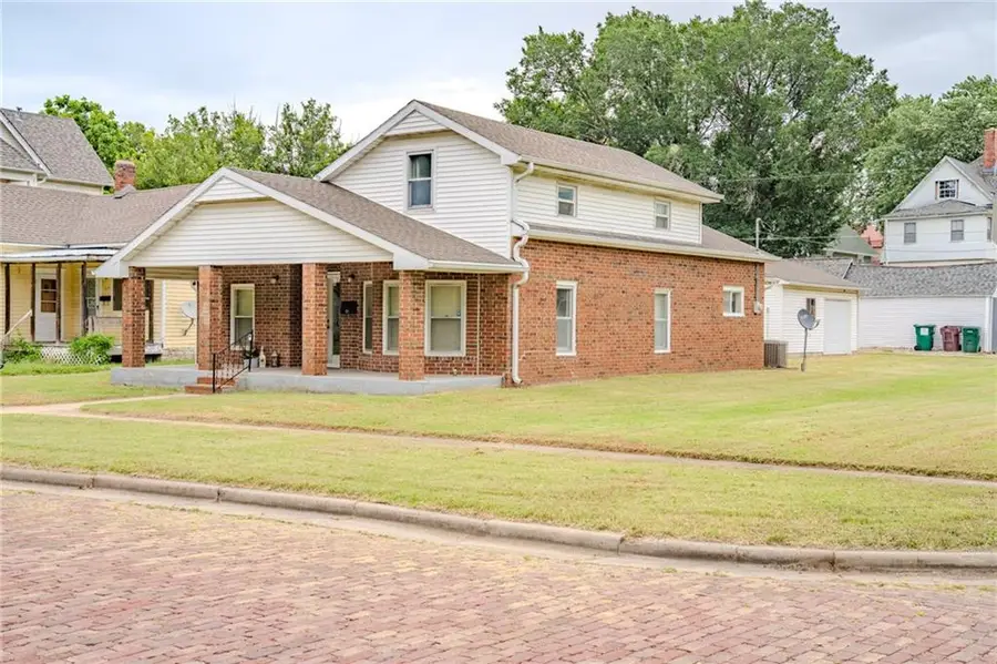 323 S Holbrook Street, Fort Scott, KS 66701 - #2