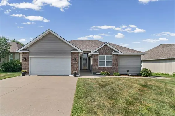 1911 Country Ridge Drive, Warrensburg, MO 64093