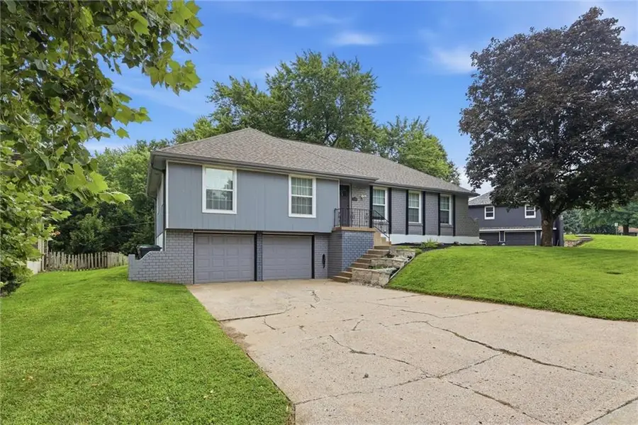 509 NW Palmer Drive, Blue Springs, MO 64014 - #3