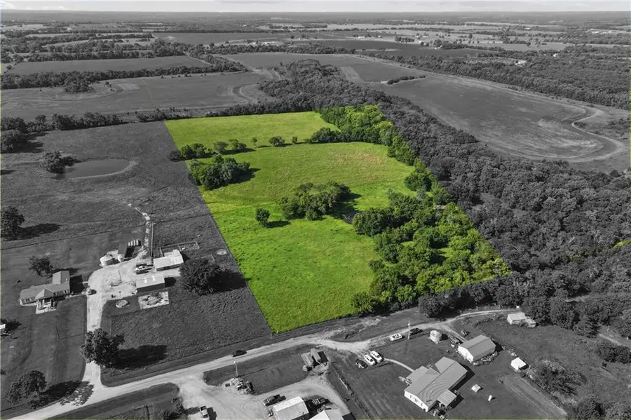 W 375th Street, Osawatomie, KS 66064 - #2